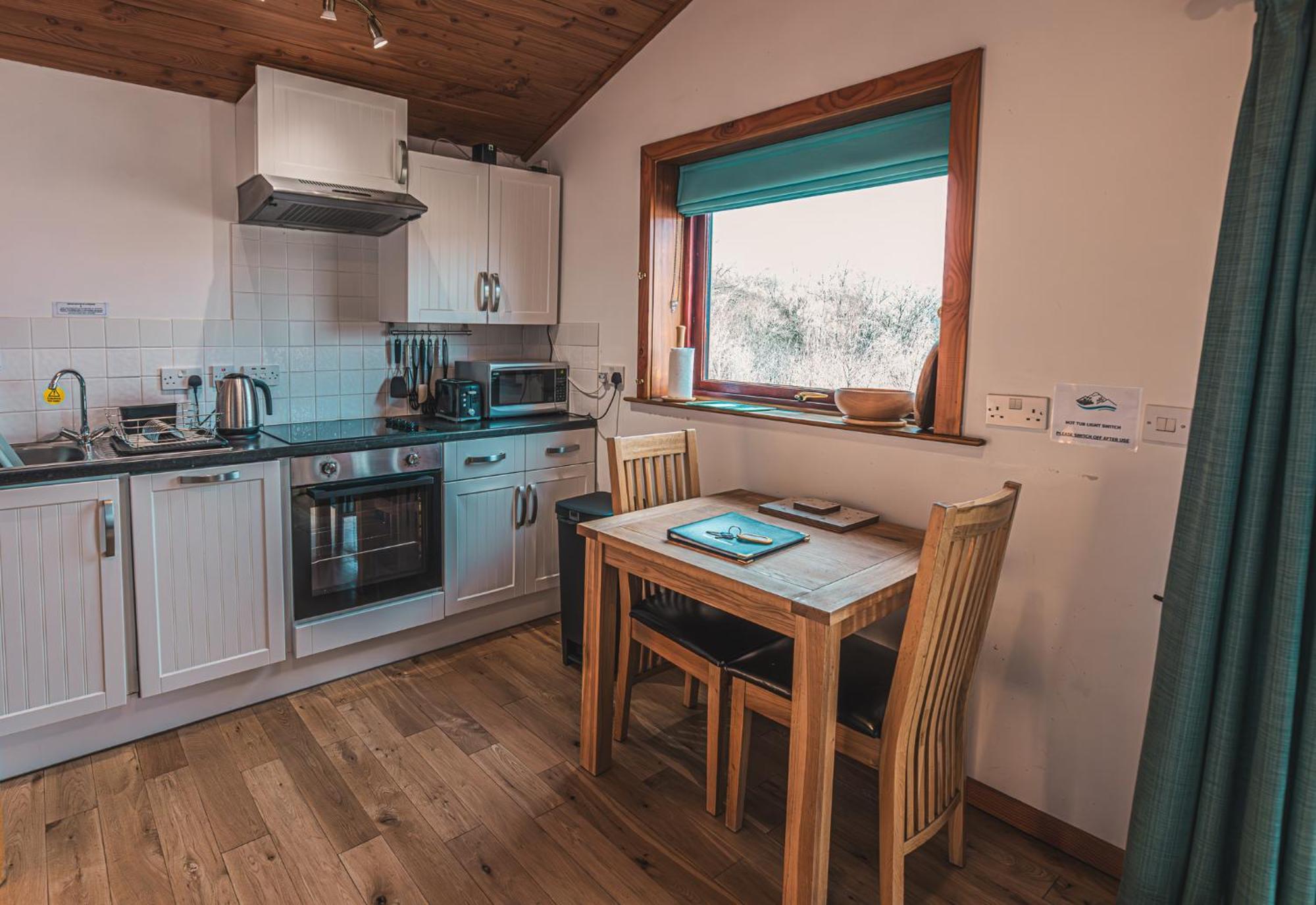 קינקרייג Loch Insh Chalets Ltd מראה חיצוני תמונה