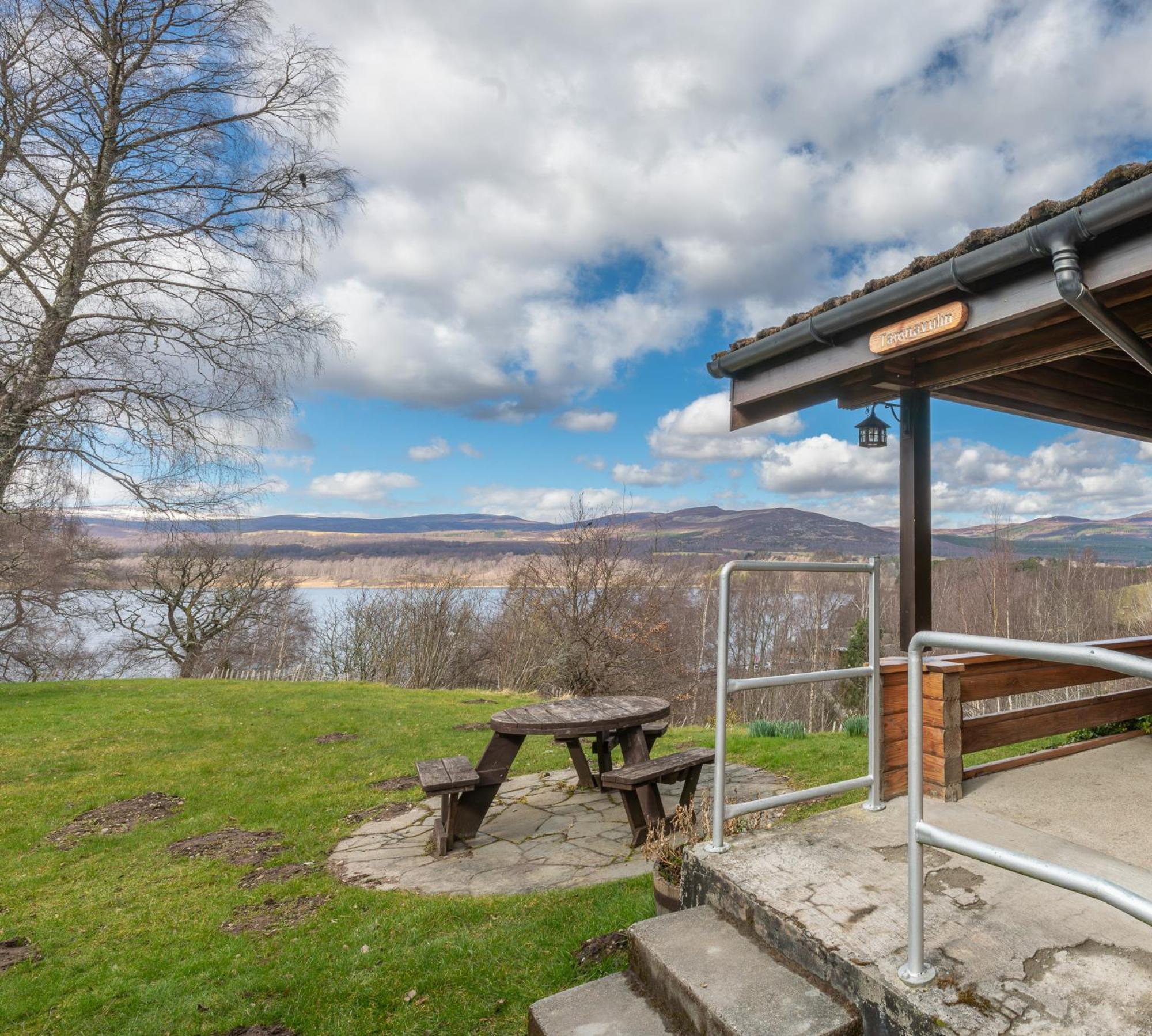 קינקרייג Loch Insh Chalets Ltd מראה חיצוני תמונה