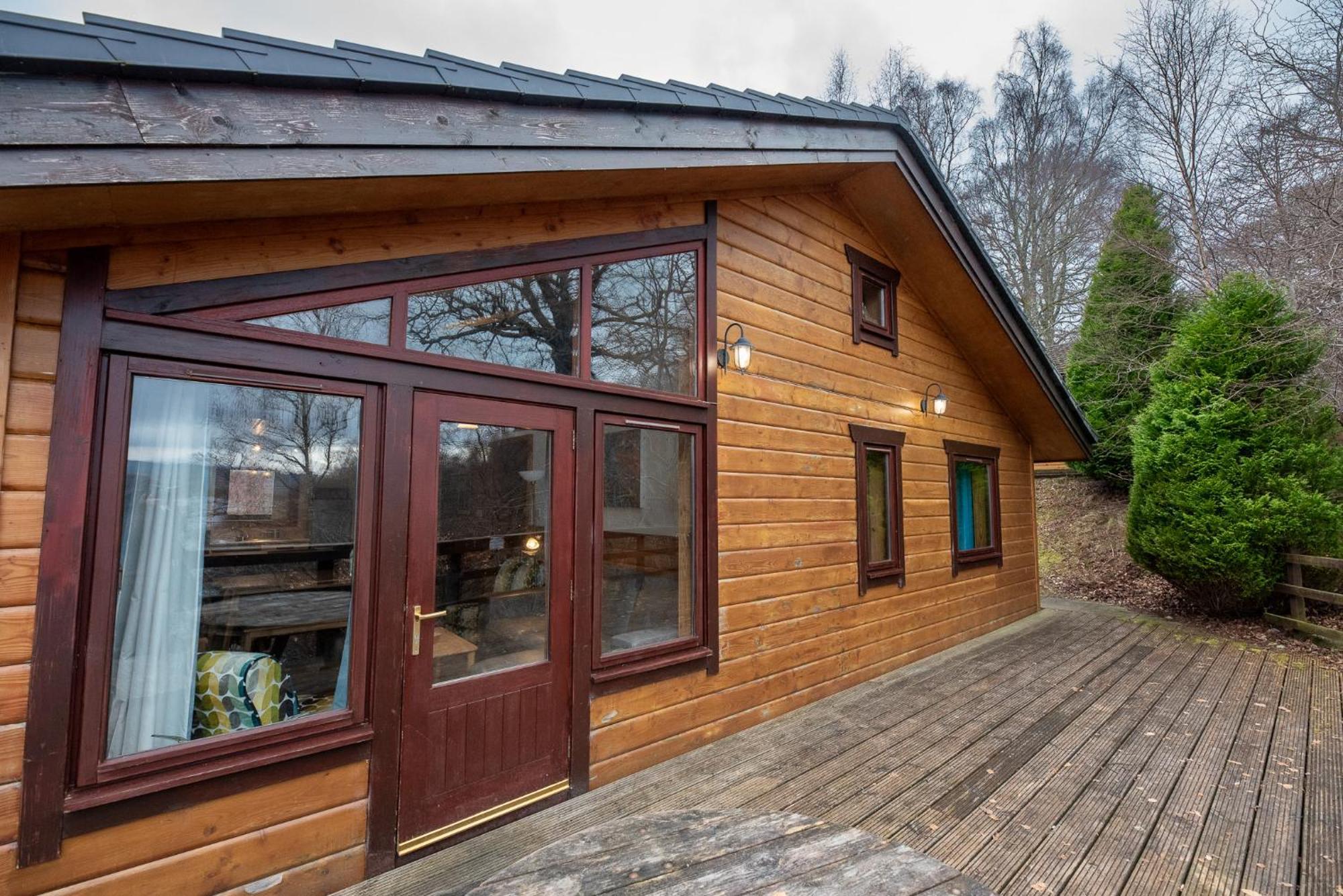 קינקרייג Loch Insh Chalets Ltd מראה חיצוני תמונה